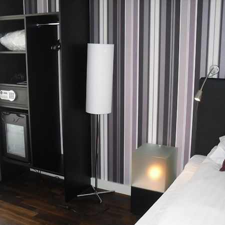 First Hotel Witt คาลมาร์ ภายนอก รูปภาพ