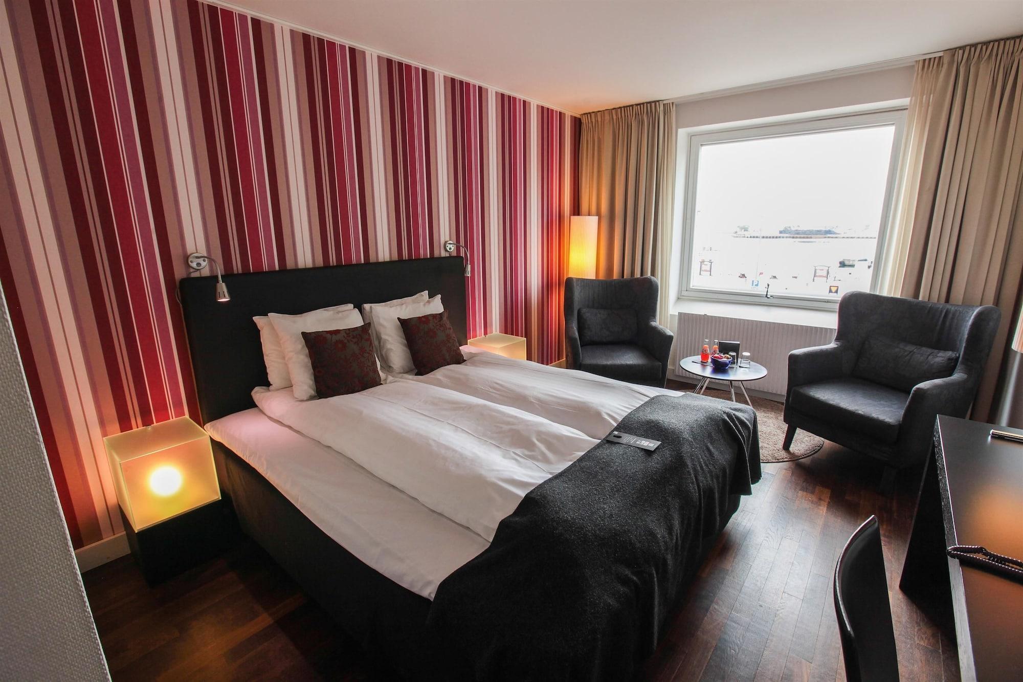 First Hotel Witt คาลมาร์ ภายนอก รูปภาพ