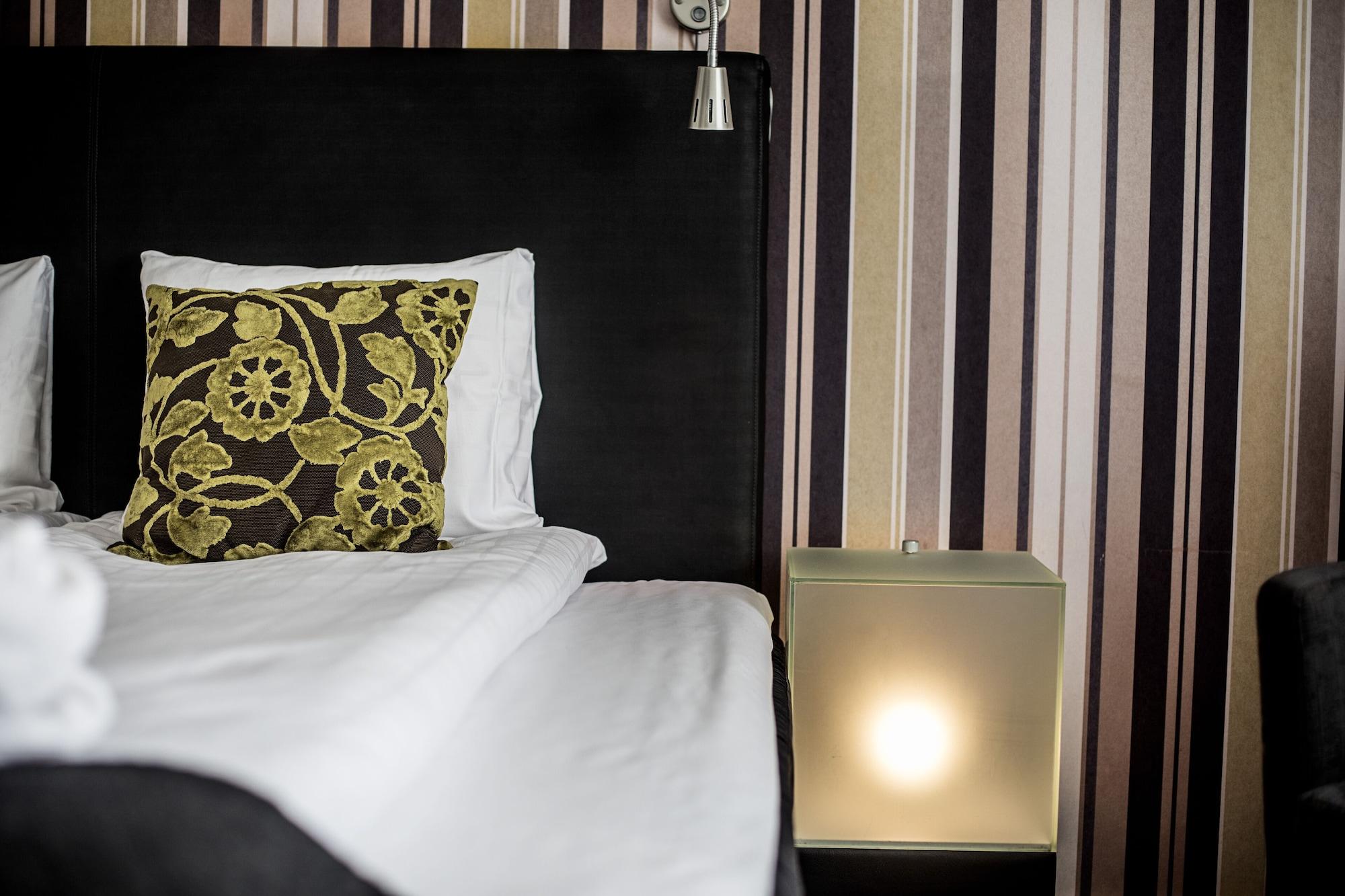 First Hotel Witt คาลมาร์ ภายนอก รูปภาพ