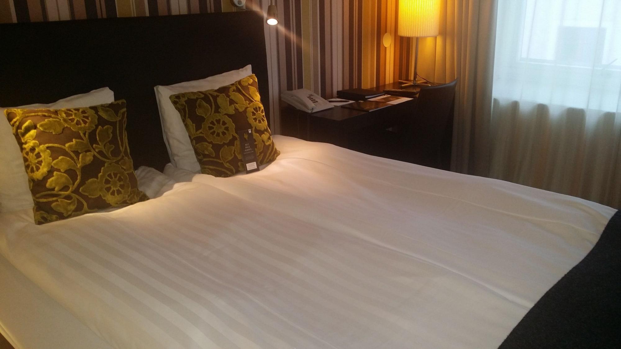 First Hotel Witt คาลมาร์ ภายนอก รูปภาพ