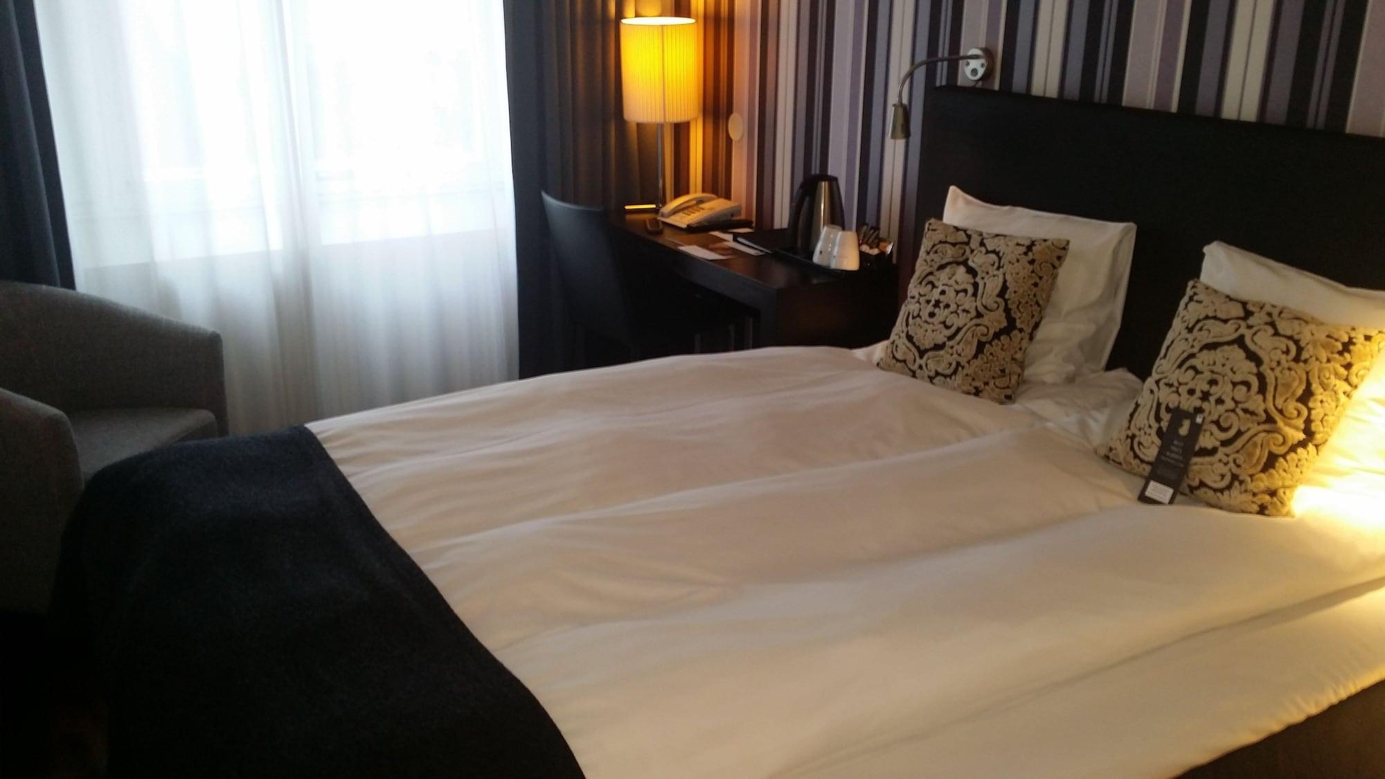 First Hotel Witt คาลมาร์ ภายนอก รูปภาพ